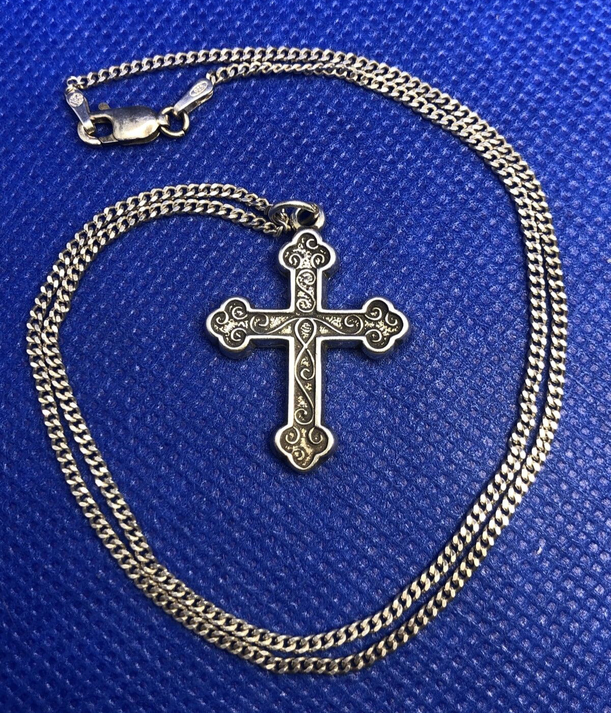 Designer P. Lux 925 Sterling Silver Scroll Detail Cross Pendant & Chain Necklace
