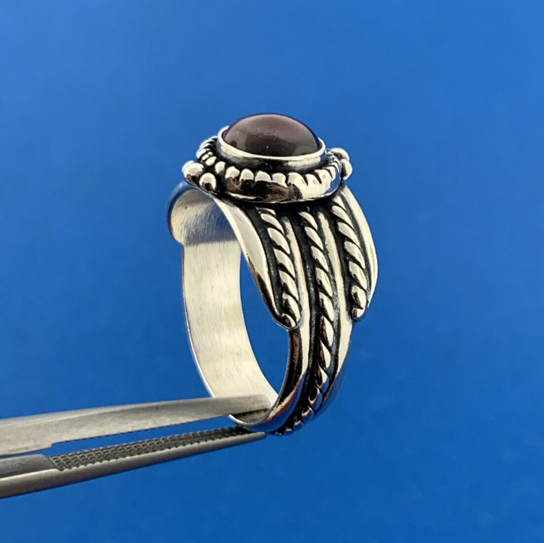 Desiger QT 925 Sterling Silver Oval Red Tourmaline Cabochon Rope Ribbed Ring