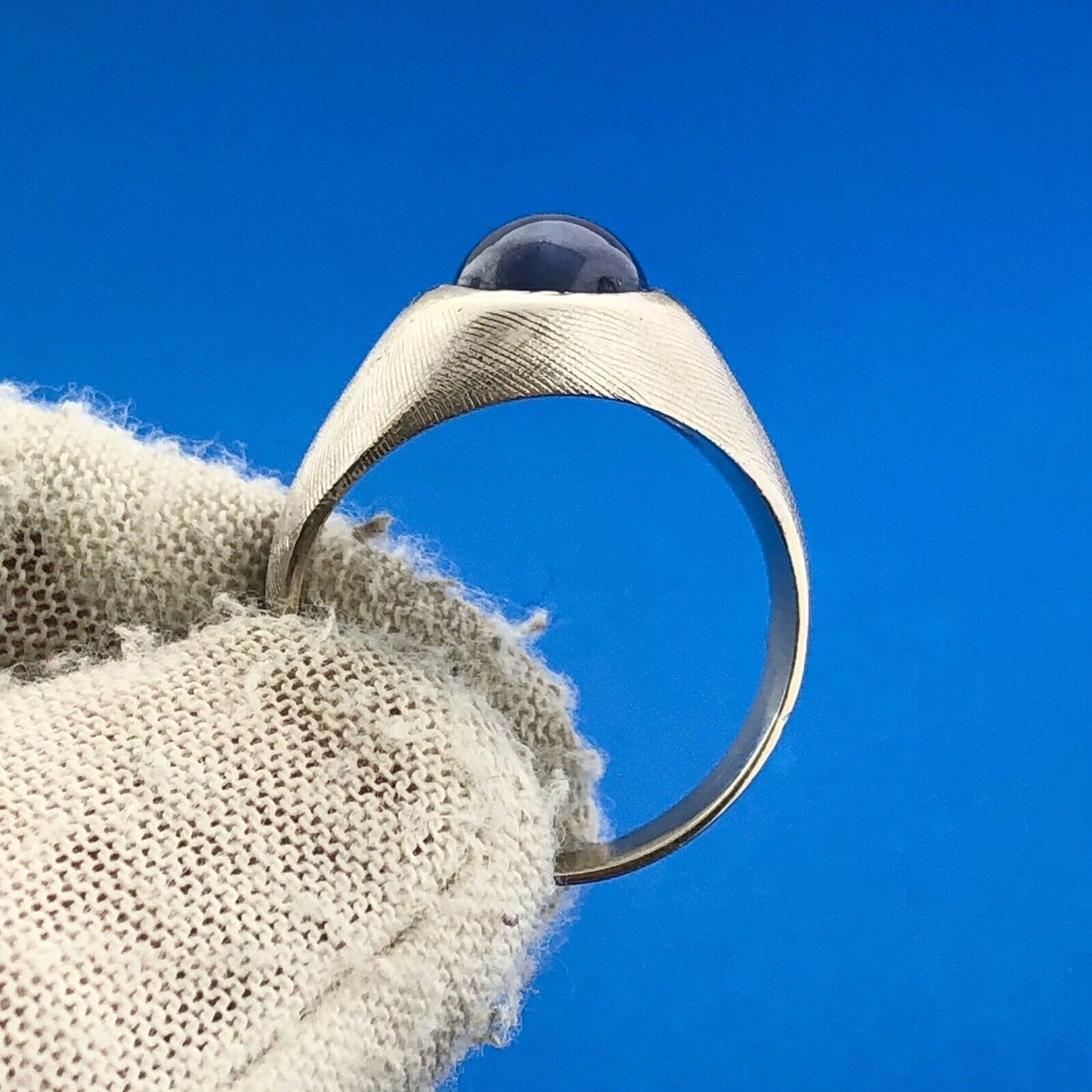 Gorgeous 14k White Gold Oval Cabochon Blue Star Sapphire Dome Size 8.75 Ring