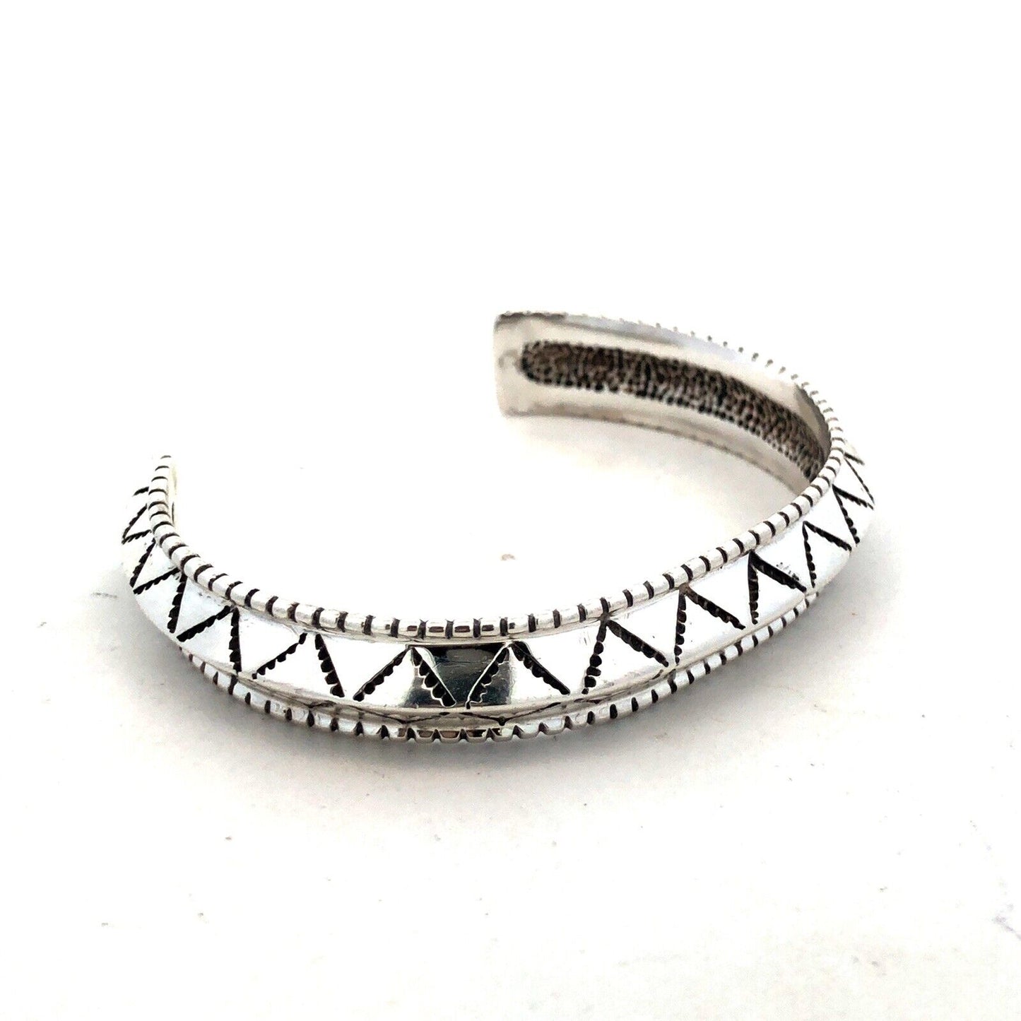 Navajo Anthony Kee 925 Sterling Silver Carinated Knife Edge Open Cuff Bracelet