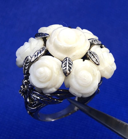 Designer SX 925 Sterling Silver Carved White Resin Rose Bouquet Cocktail Ring