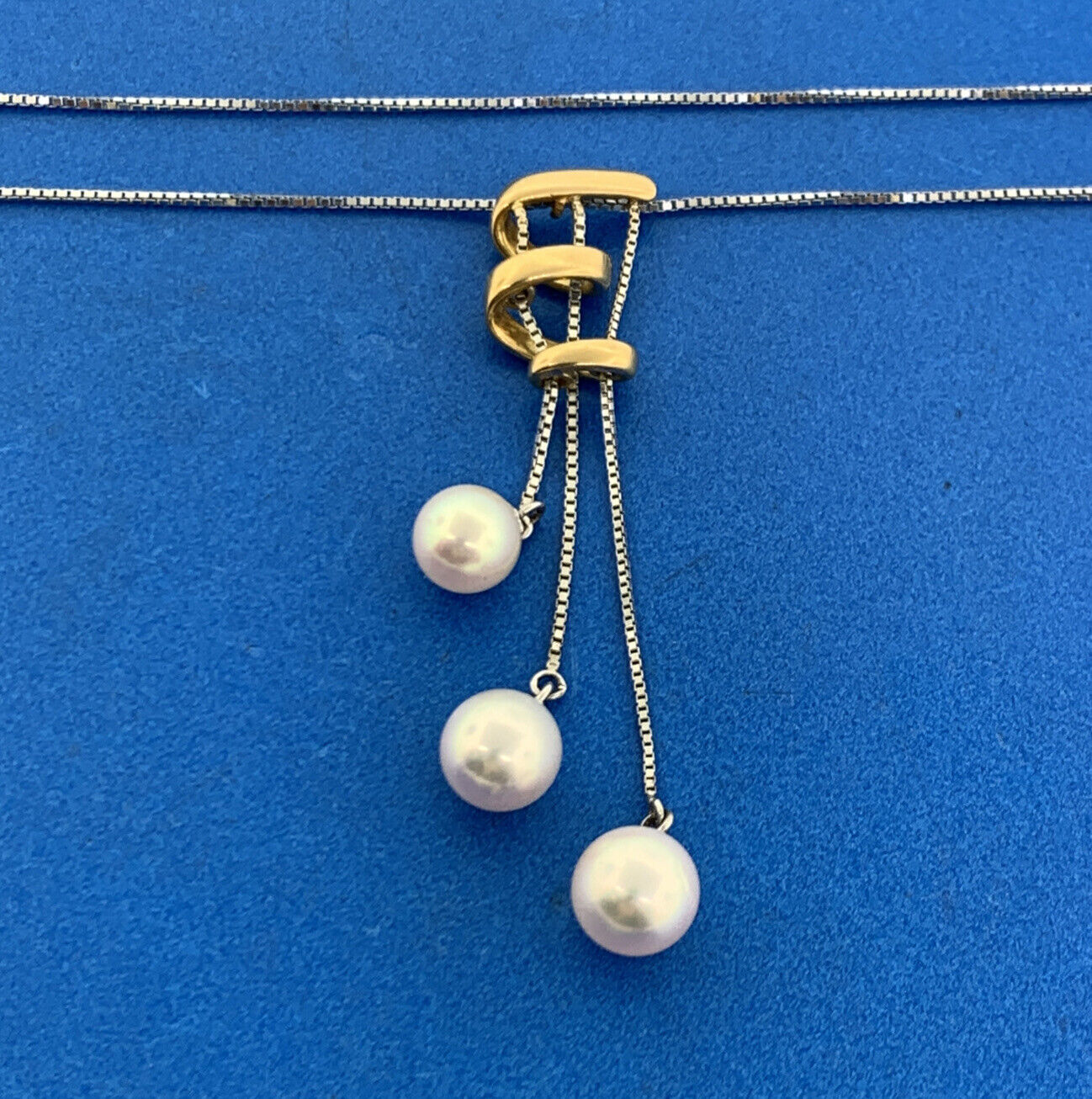 Designer 18K White Yellow Gold Pearl Trio Modernist Abstract Two Toned Necklace
