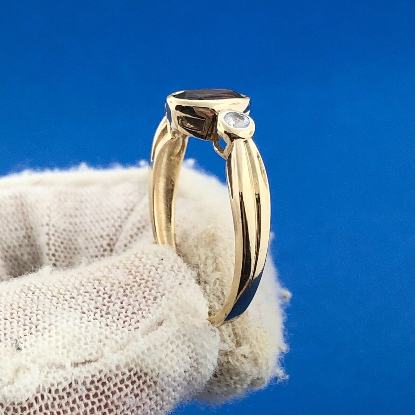 14K Yellow Gold Oval Red Spinel White Sapphire Accented USGL Certified Sz 7 Ring