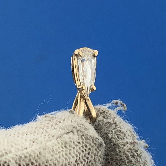 Gorgeous 14k Yellow Gold Long Pear Cut Diamond Precious Pendant 1/4ctw .25