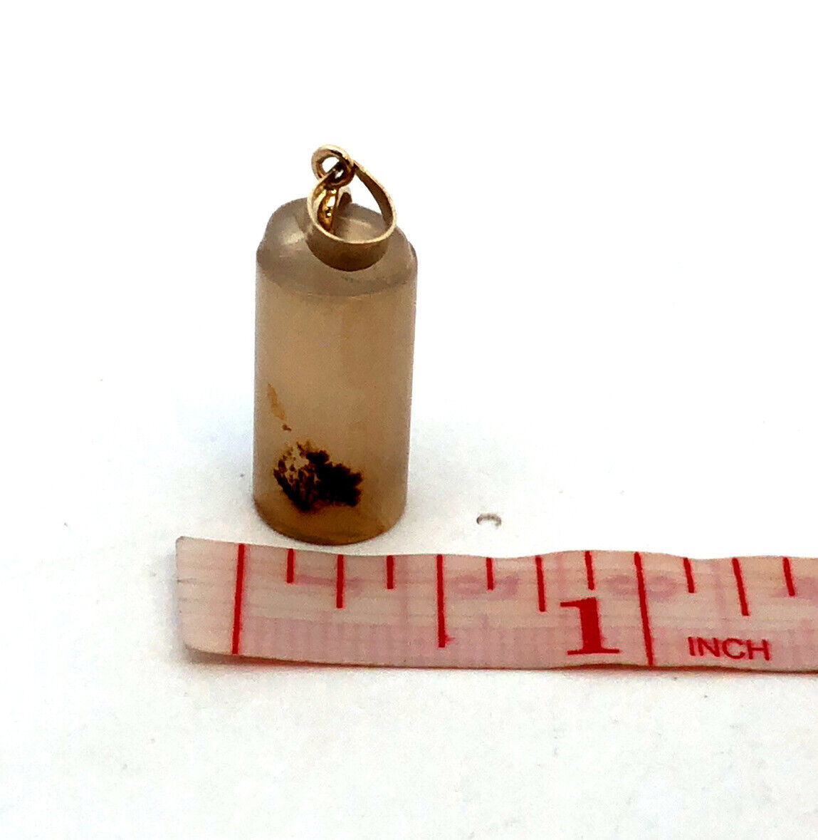Vintage 14K Yellow Gold Reticulated Quartz Carved Chinese Chop Stamp Pendant