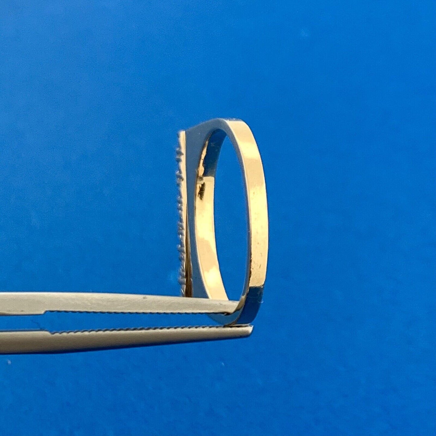 Gorgeous 14k Yellow Gold Round Cut Emerald Prong Set Raised Ring Size 5.25