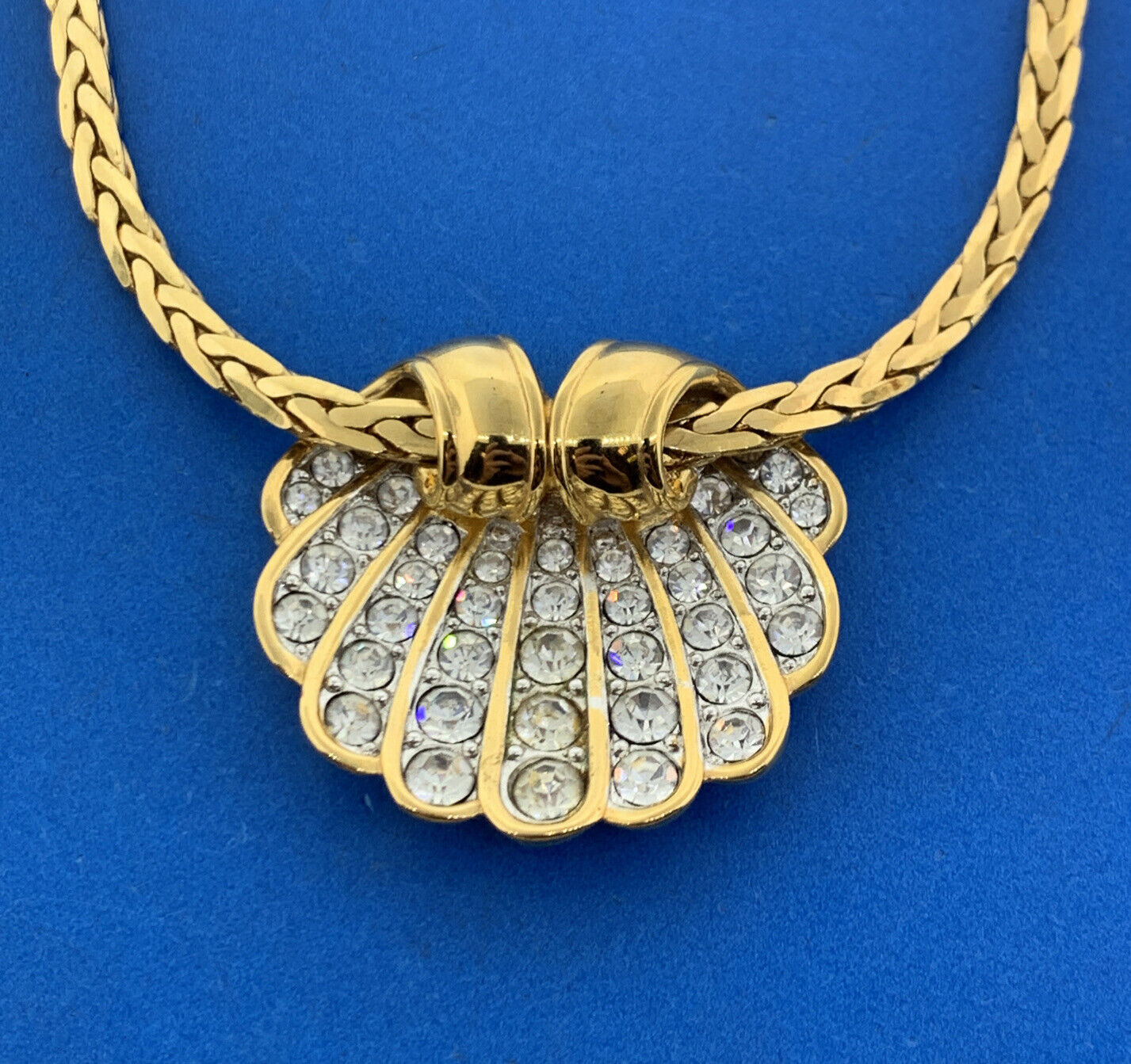 Nolan Miller Gold Tone Crystal Clam Shell Pendant Necklace