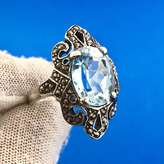 Estate 925 Sterling Silver Oval Blue Topaz Marcasite December Anniversary Ring