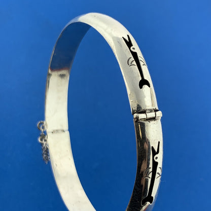 Estate Taxco Mexico Sterling Silver Modernist Etched Fish Hinged Cuff Bracelet