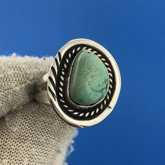 Native American Artisan Sterling Silver 925 Green Turquoise Statement Ring