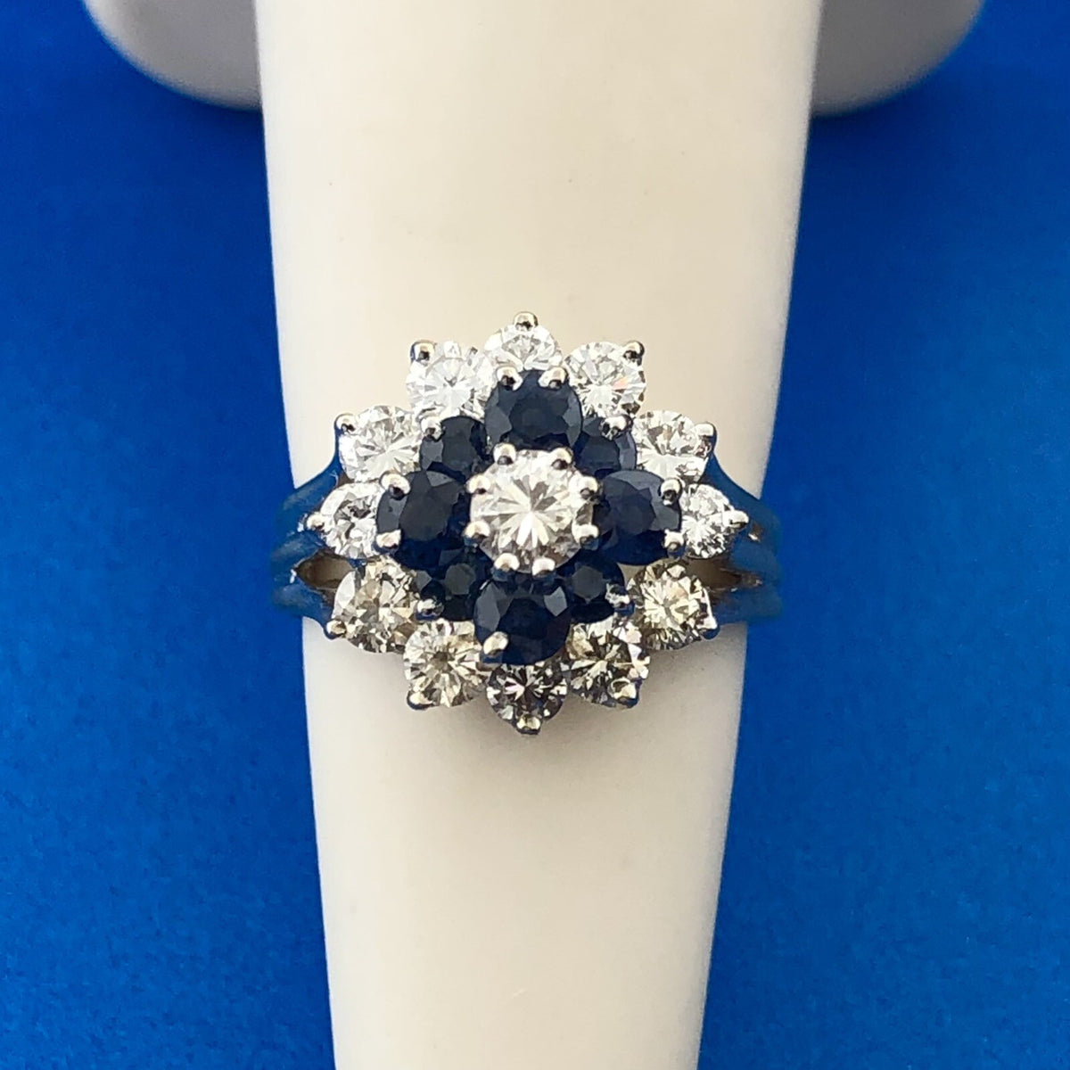 Gorgeous 14k White Gold Round Diamond Sapphire Towering Cluster Ring Size 2.75