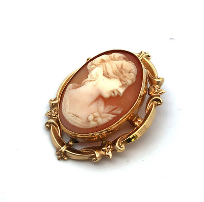 Vintage Designer 14K Yellow Gold Oval Carved Cameo Pendant Brooch