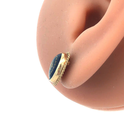 Vintage 14K Yellow Gold Blue Cobalt Gold Etched Fleur De Lis Oval Stud Earrings