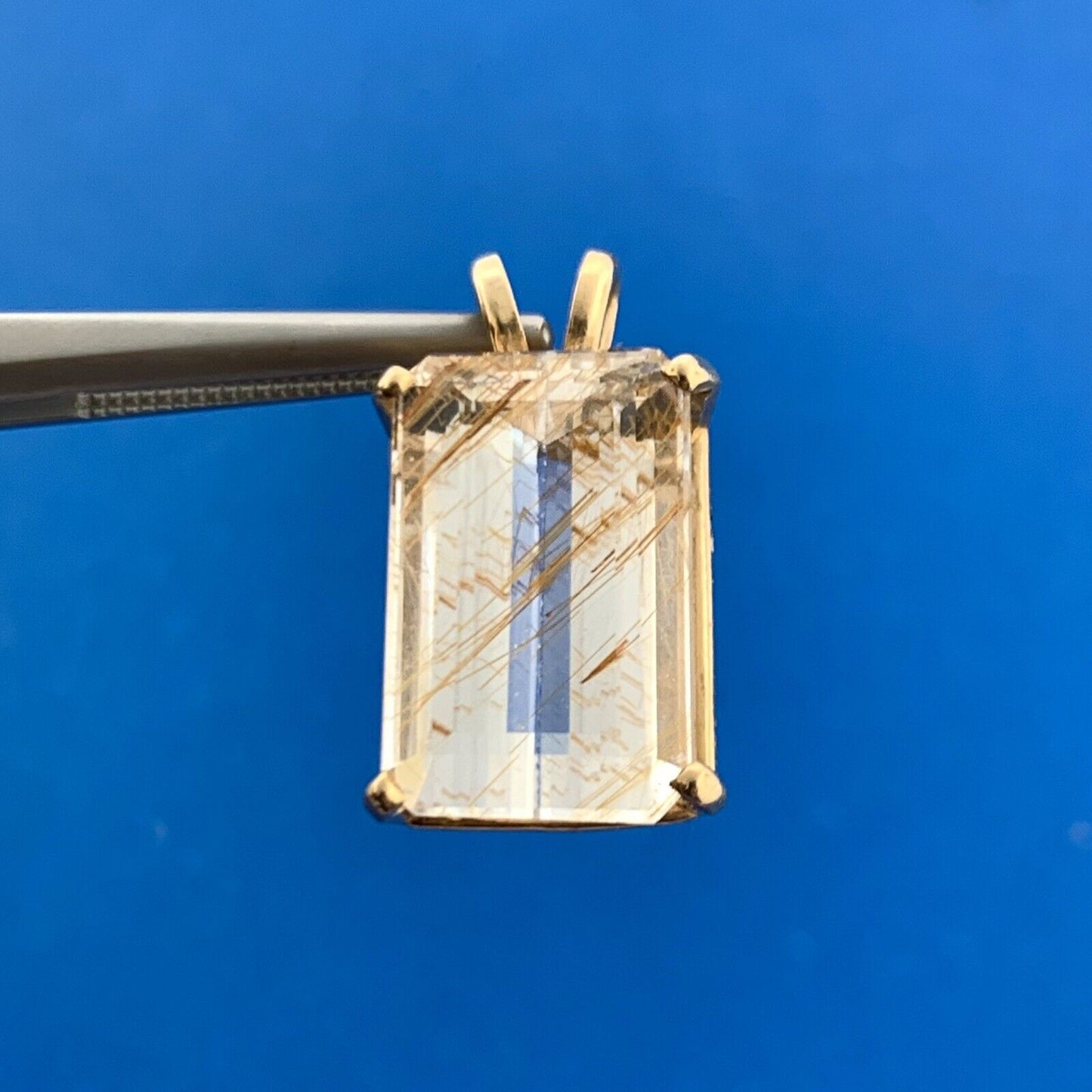 Mystical 14K Yellow Gold Golden Reticulated Quartz Well Being Statement Pendant