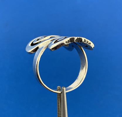 Vintage Abstract Modernist Artisan 925 Sterling Silver Heart Statement Ring