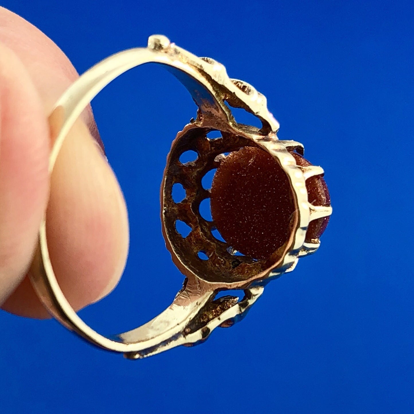 Vintage Estate 14K Yellow Gold Oval Goldstone Cocktail Ring