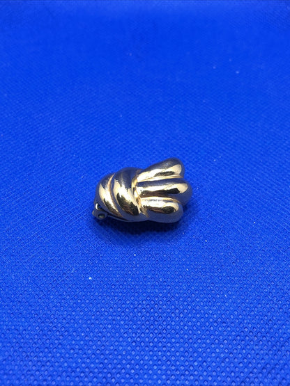 Vintage Ciner Gold Tone Modernist Ribbed Chunky Clip On Earrings