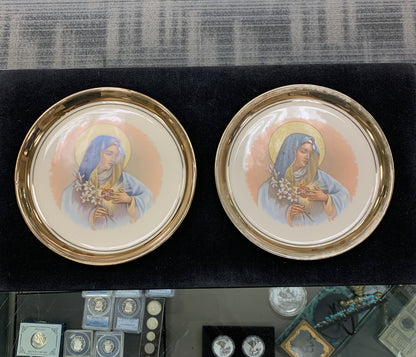 Vntg Hyalyn Painted Porcelain Gold Rim Mary Mother Heart Decorative 2 Plate Set