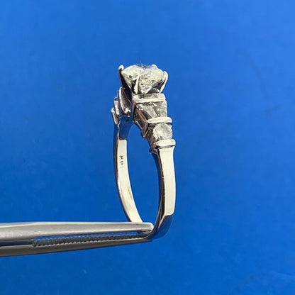 Vintage Designer 14K White Gold Round Solitaire W/Accents Engagement Ring