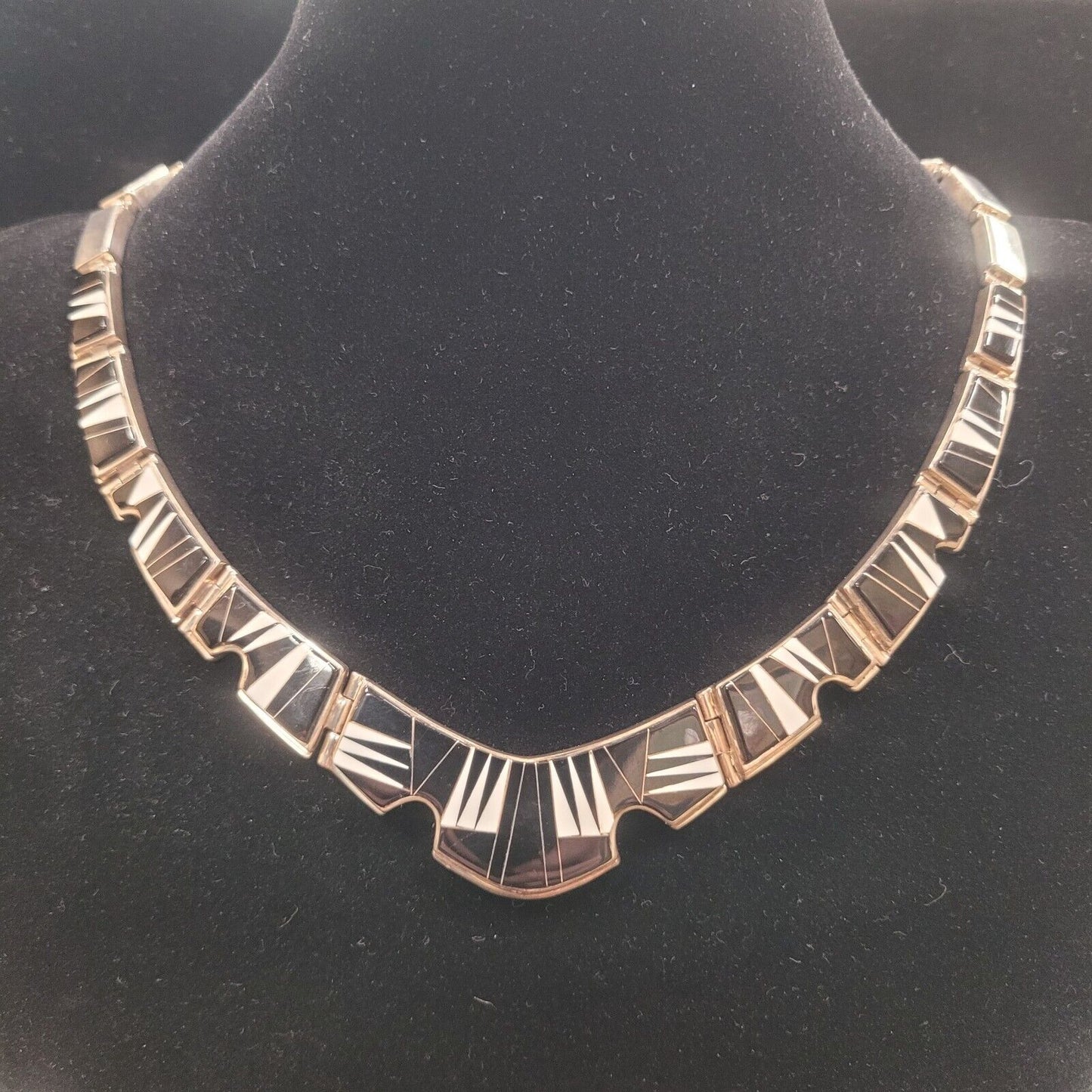 Navajo Calvin Begay Sterling Silver Black Onyx White Agate Cabochon Necklace