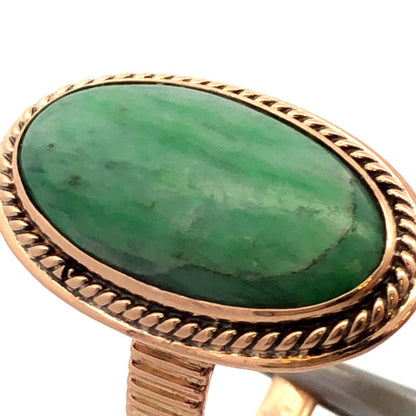 Vintage 14K Yellow Gold Oval Green Jade Bezel Solitaire Textured Statement Ring