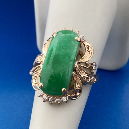 Retro 18K Yellow Gold Jade Jadeite Cabochon Cubic Zirconia Accent Cocktail Ring