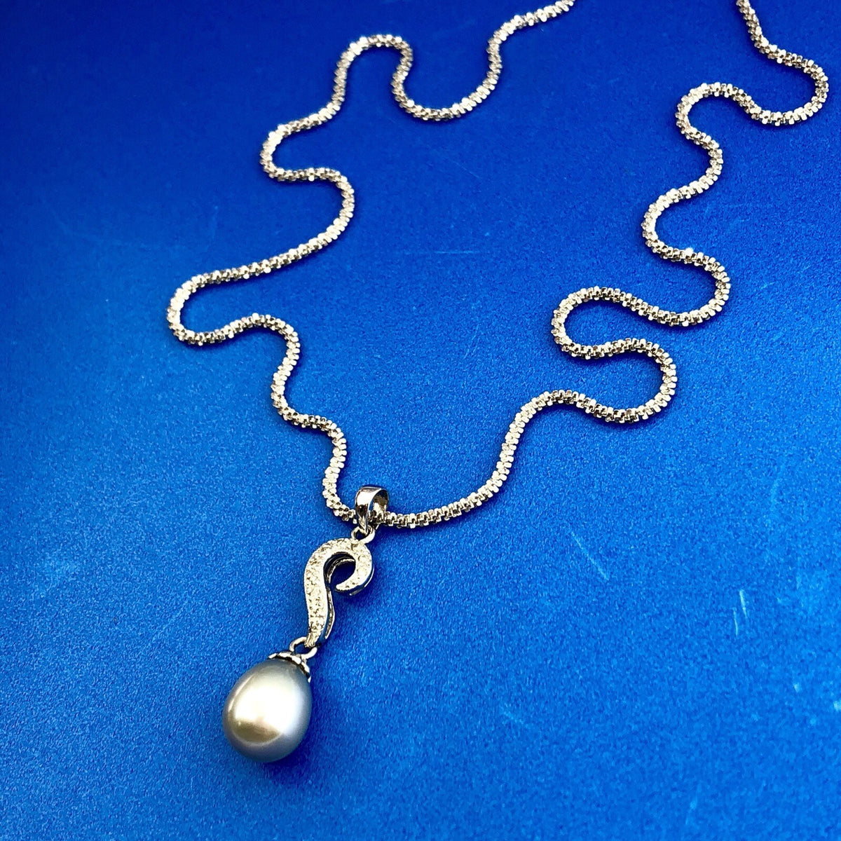 Retro 14K White Gold Gray Pearl Diamond Wedding Anniversary Sweetheart Necklace