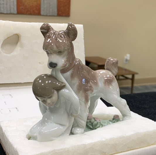 1998 Lladro Safe And Sound Terrier Child Retired Porcelain Figurine #6556 NIB
