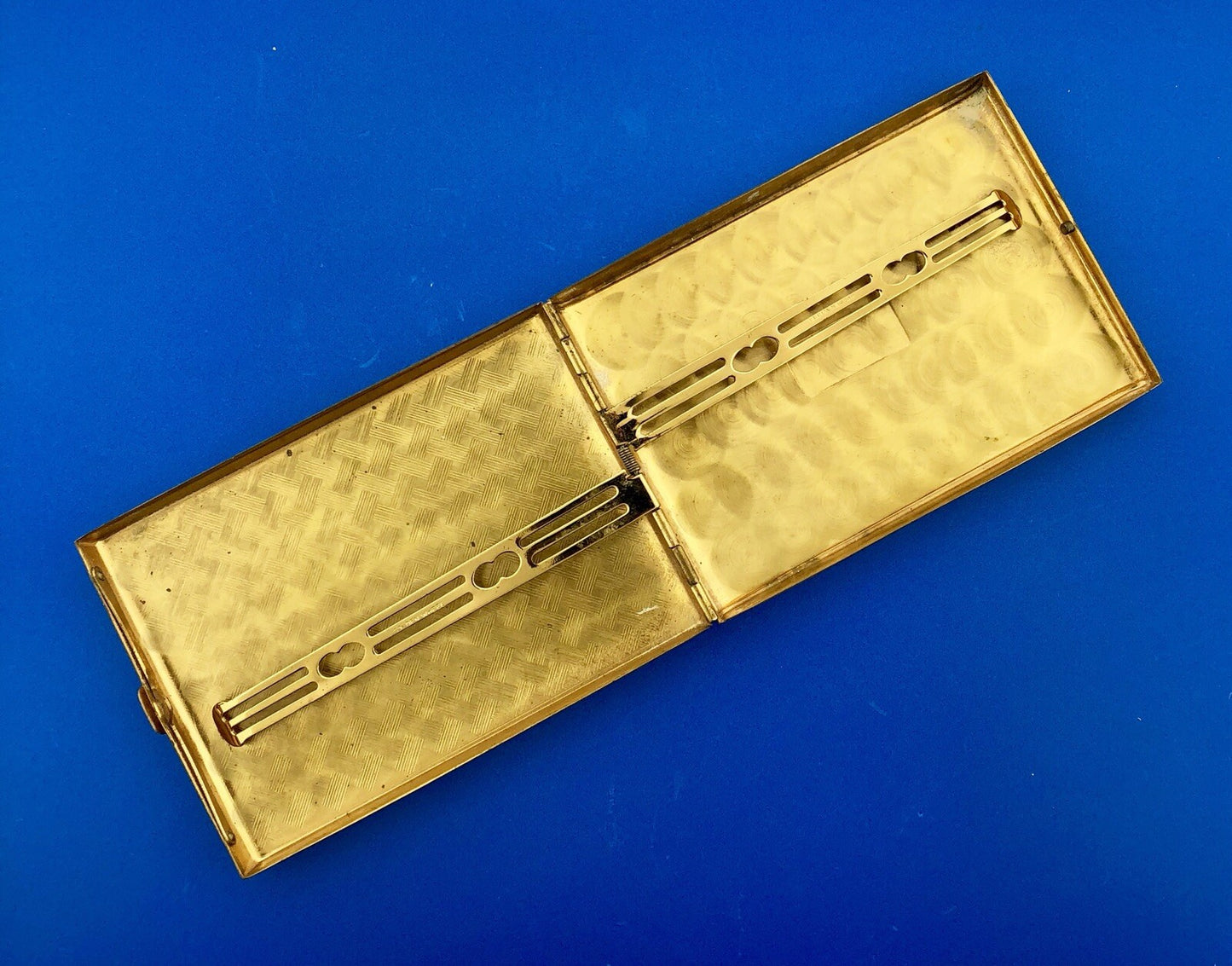 1948 Golden Wheel Gold Tone Basket Weave Etched Cigarette Business Card Case