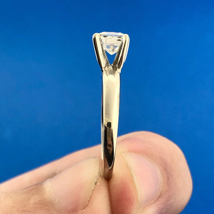 Stunning PWJ 14K White Gold Princess Cut Diamond Solitaire Engagement Ring