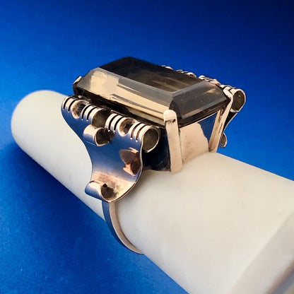 Gorgeous 14k Yellow Gold Honey Topaz Mid Century Cocktail Finger Ring Size 6.75