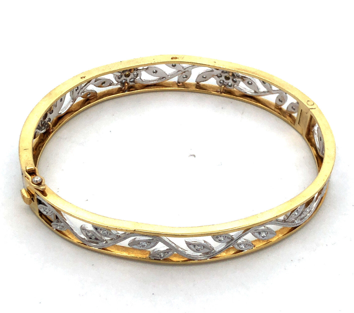 Gorgeous 18k Yellow White Gold Champagne White Diamond Hinged Cuff Bracelet
