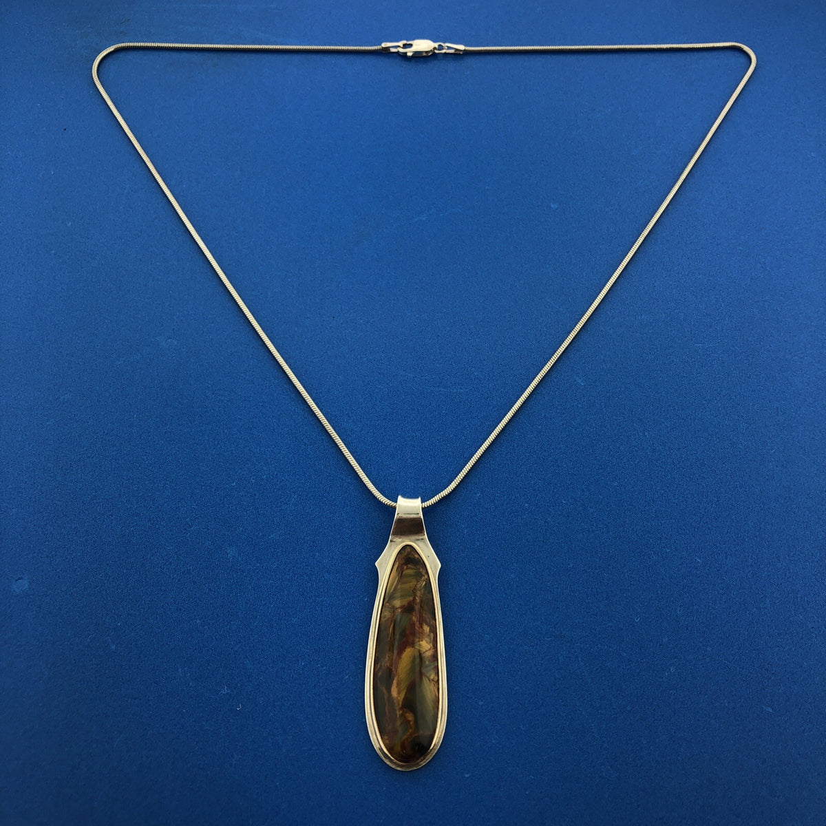 Designer IDEN Sterling Silver 925 14k YG Trim Iridescent Agate 18" Necklace
