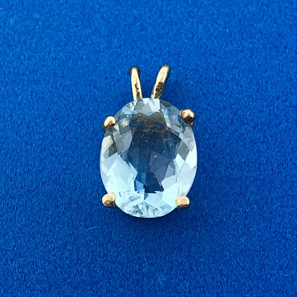 Lovely 14k Yellow Gold Oval Cut 2.75ct Swiss Blue Topaz Fine Precious Pendant