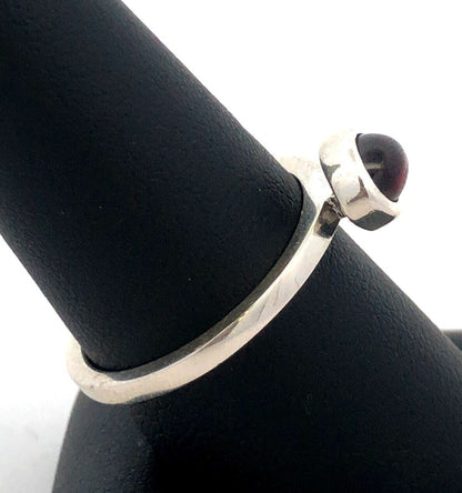 Designer Karthia Sterling Silver Oval Red Garnet Bezel Solitaire Stackable Ring