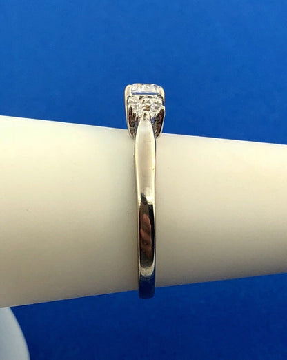 10K White Gold Cubic Zirconia CZ Solitaire Accents Engagement Promise Ring
