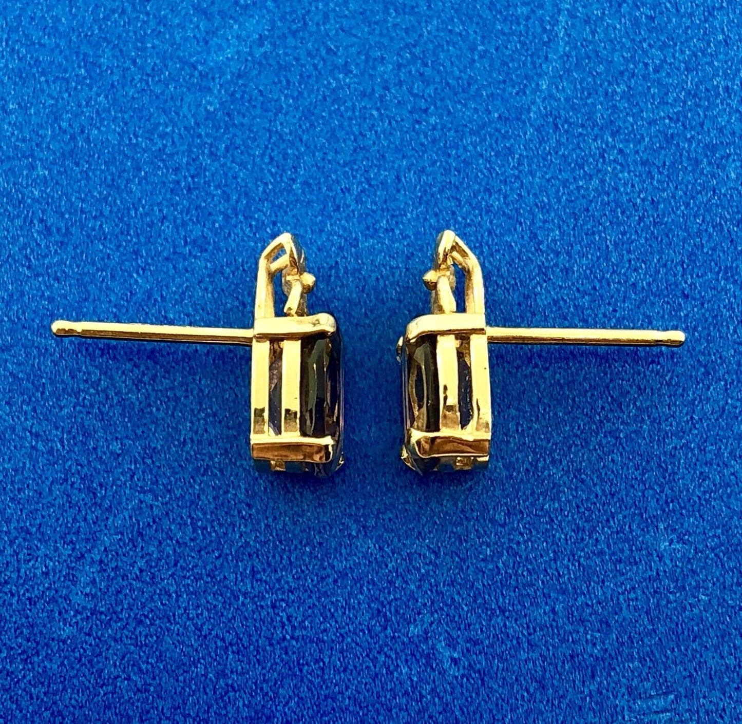 Designer Mexico 14K Yellow Gold Floral Motif Amethyst February Stud Earrings