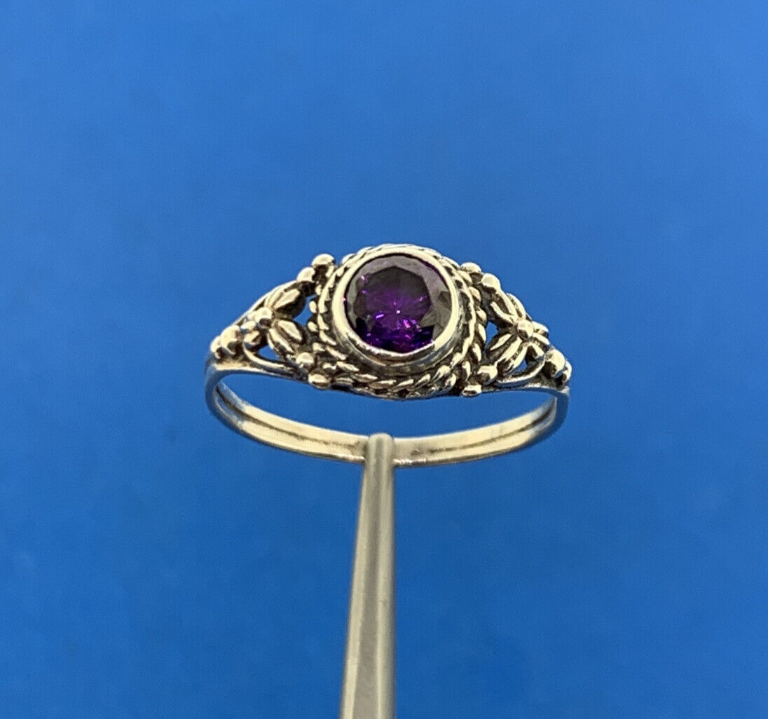 Vintage 925 Sterling Silver Amethyst February Birthday Anniversary Occasion Ring
