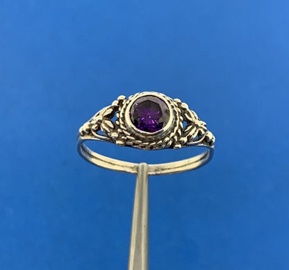 Vintage 925 Sterling Silver Amethyst February Birthday Anniversary Occasion Ring