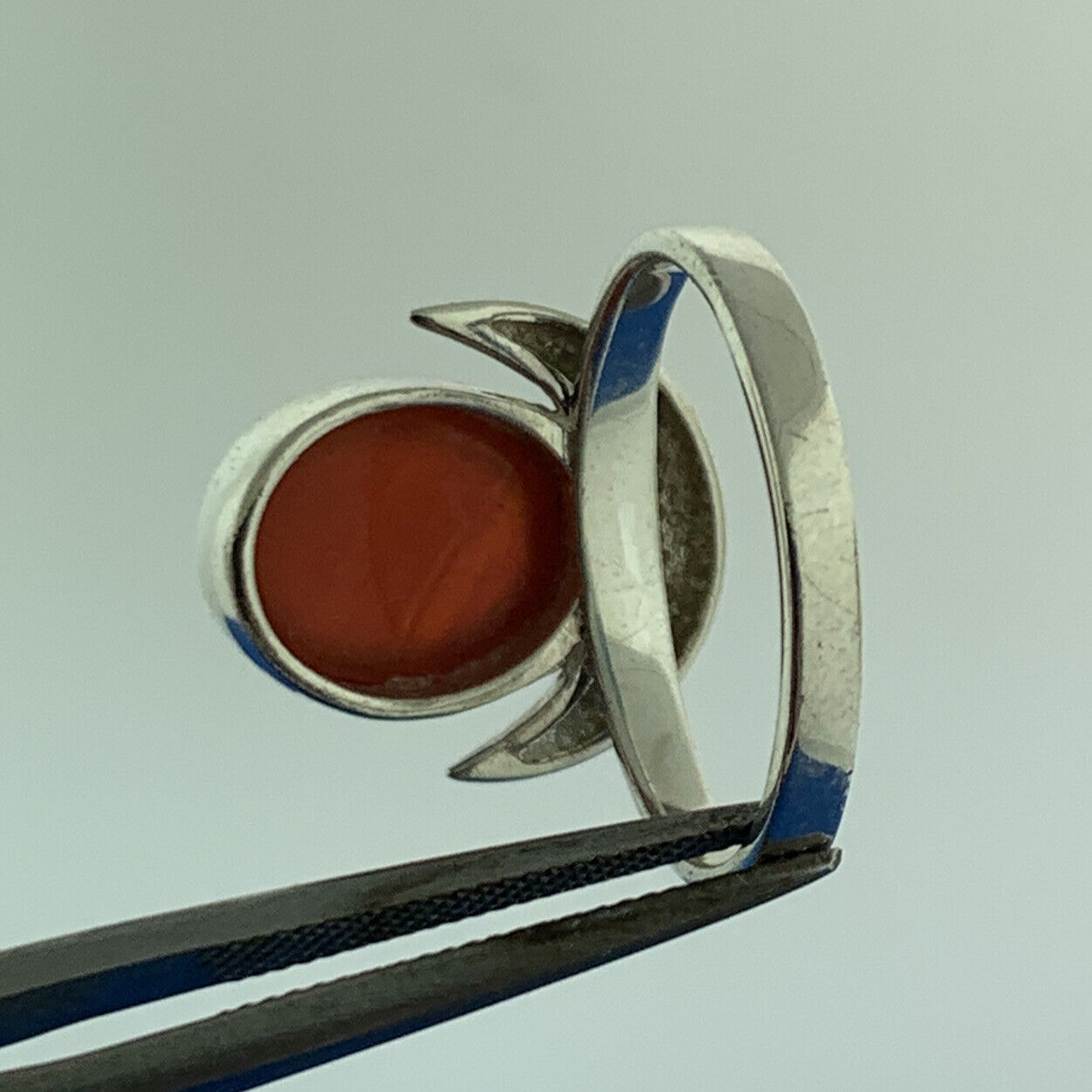Stunning Sterling Silver 925 Oval Cabochon Carnelian Crescent Ring Size 8