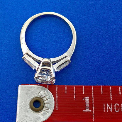 Stunning 14K White Gold Cubic Zirconia CZ Solitaire W/Accents  Engagement Ring