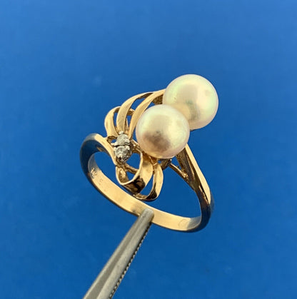 Estate 14K Yellow Gold Pearl Diamond Accented Modernist June Anniversary Ring