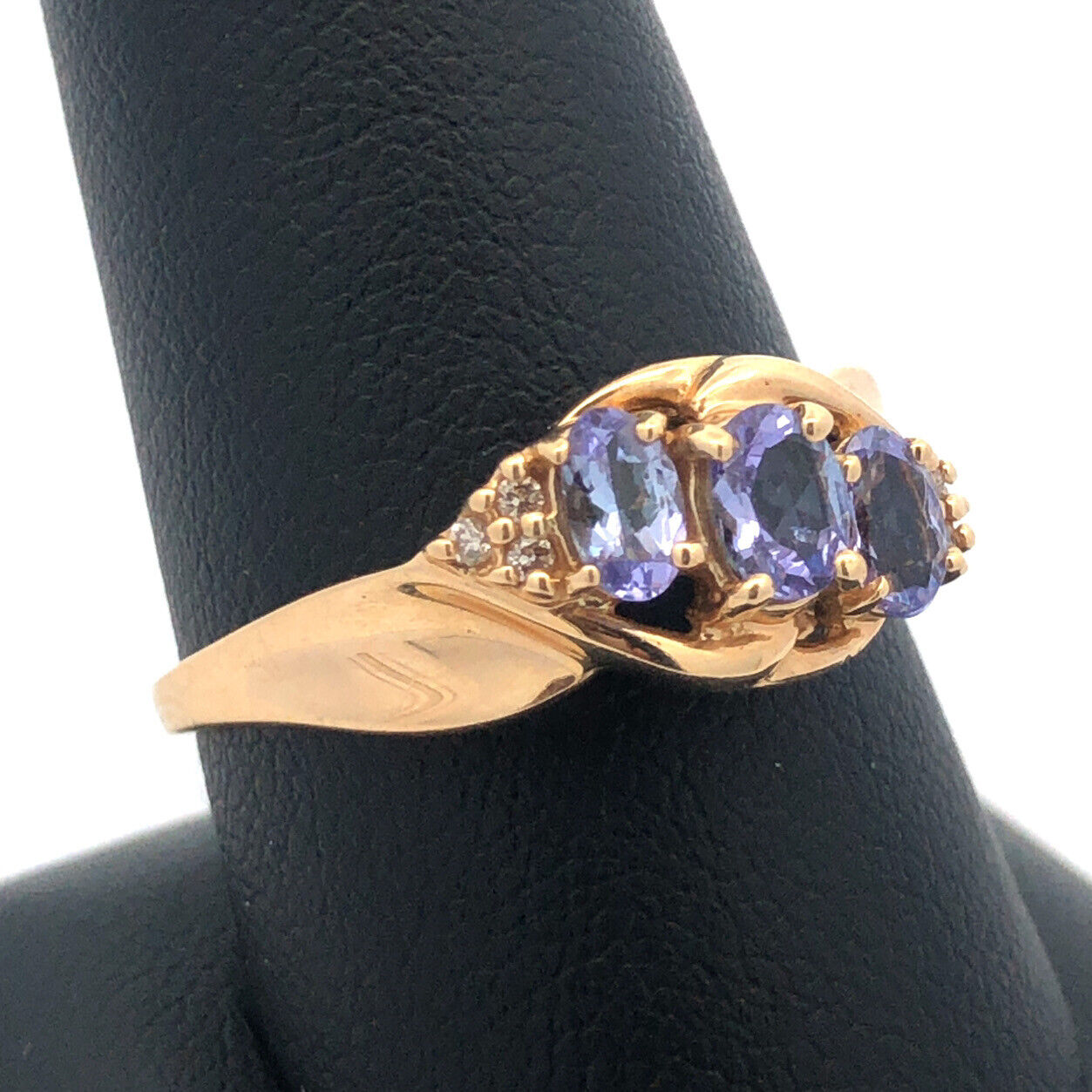 Gorgeous 14k Yellow Gold Oval Triple Tanzanite Diamond Twist Ring Size 9.75