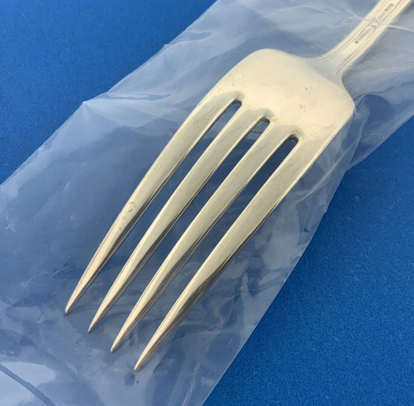 Designer Wallace Sterling Silver 925 Rose Point Pattern 7" Dinner Fork