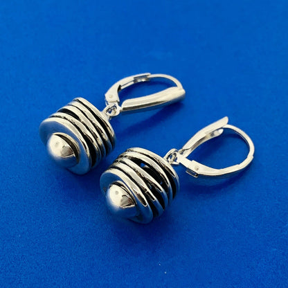 Stunning Sterling Silver 925 Coil Ring Leverback Dangle Earrings