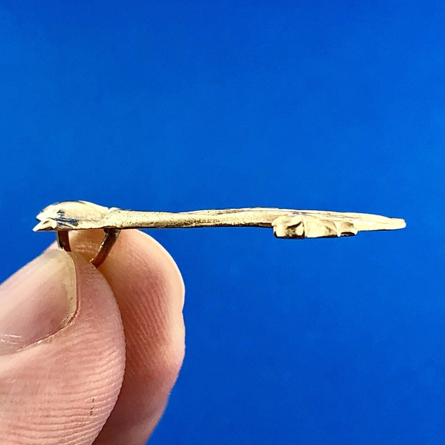 Vintage 14K Yellow Gold Textured Bird Pelican Louisiana State Bird Pendant