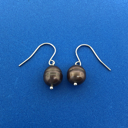 Honora Collection 925 Sterling Silver Oval Burgundy Pearl Drop Dangle Earrings