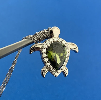 Karizia Spa Italy Sterling Silver Green Cubic Zirconia Turtle Pendant Necklace