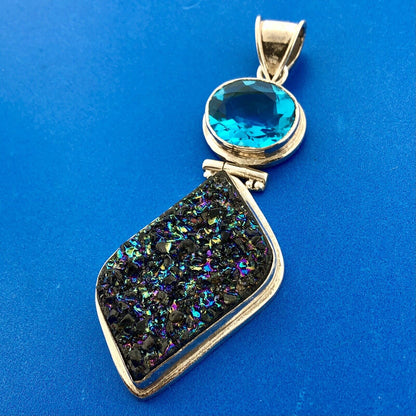 Estate Sterling Silver 925 Ocean Blue CZ Rainbow Druzy Geode Statement Pendant