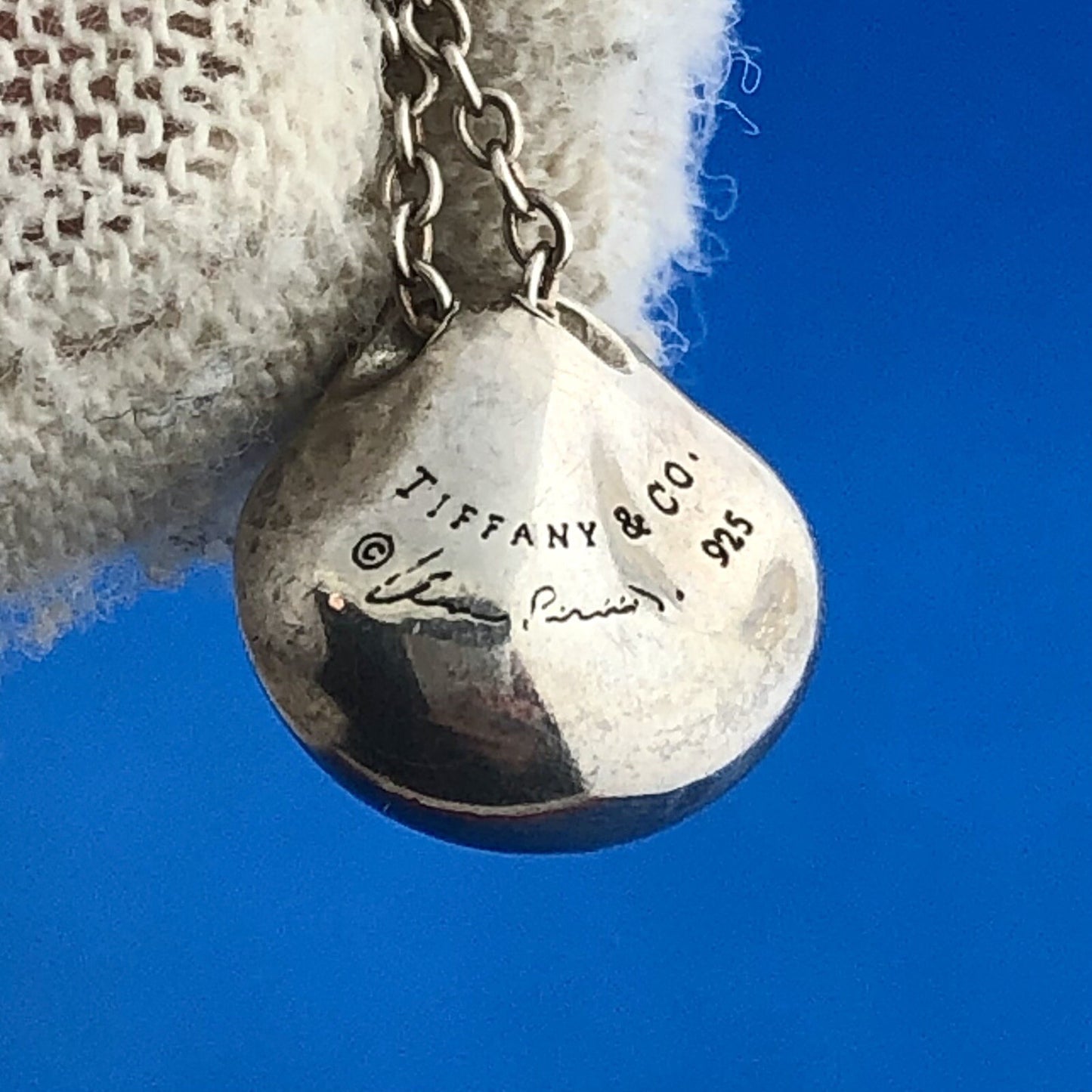 Tiffany & Co Elsa Peretti 925 Sterling Silver Nugget Bean Pendant Necklace